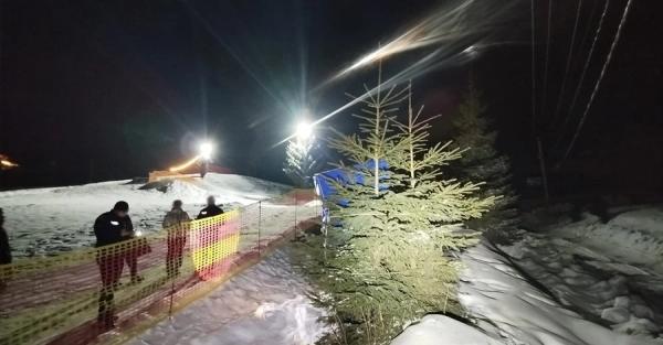 На Драгобраті 10-річний хлопчик отримав серйозну травму під час катання на тюбінгу - поліція з’ясовує обставини - Новини України На Драгобраті 10-річний хлопчик отримав серйозну травму під час катання на тюбінгу - поліція з’ясовує обставини - Новини України