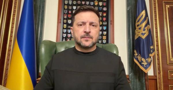 Зеленський пригрозив керівникам громад та областей, які мало допомагають українцям  - Новини України