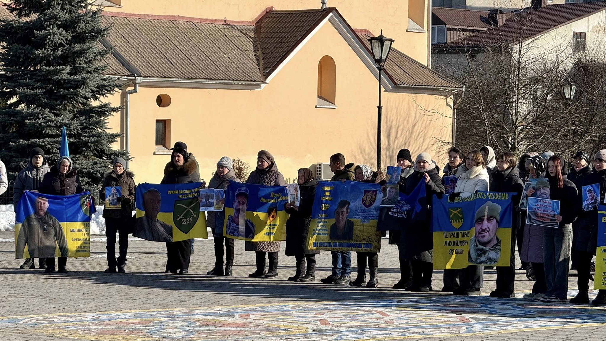 Фото без опису