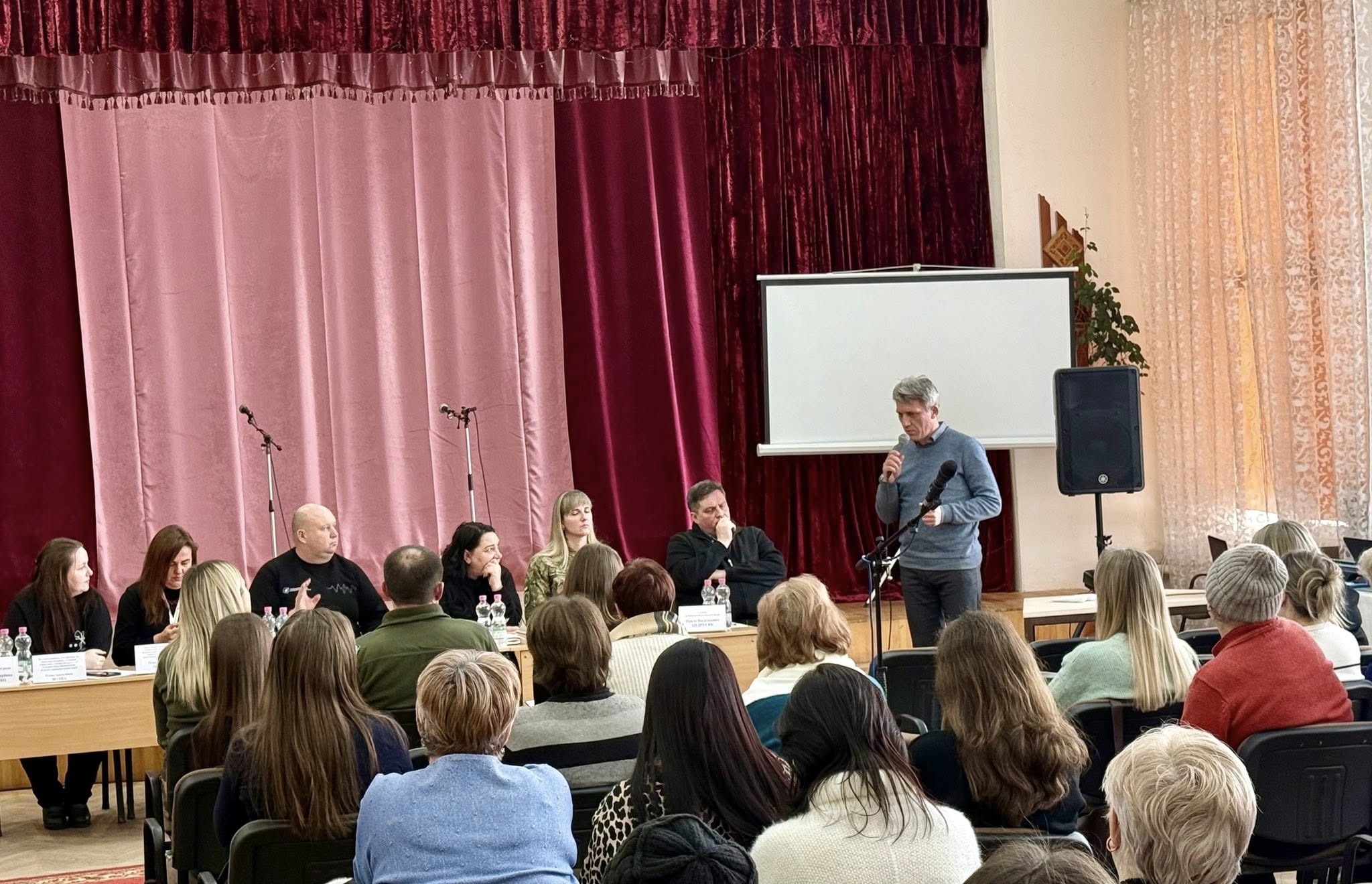 Фото без опису