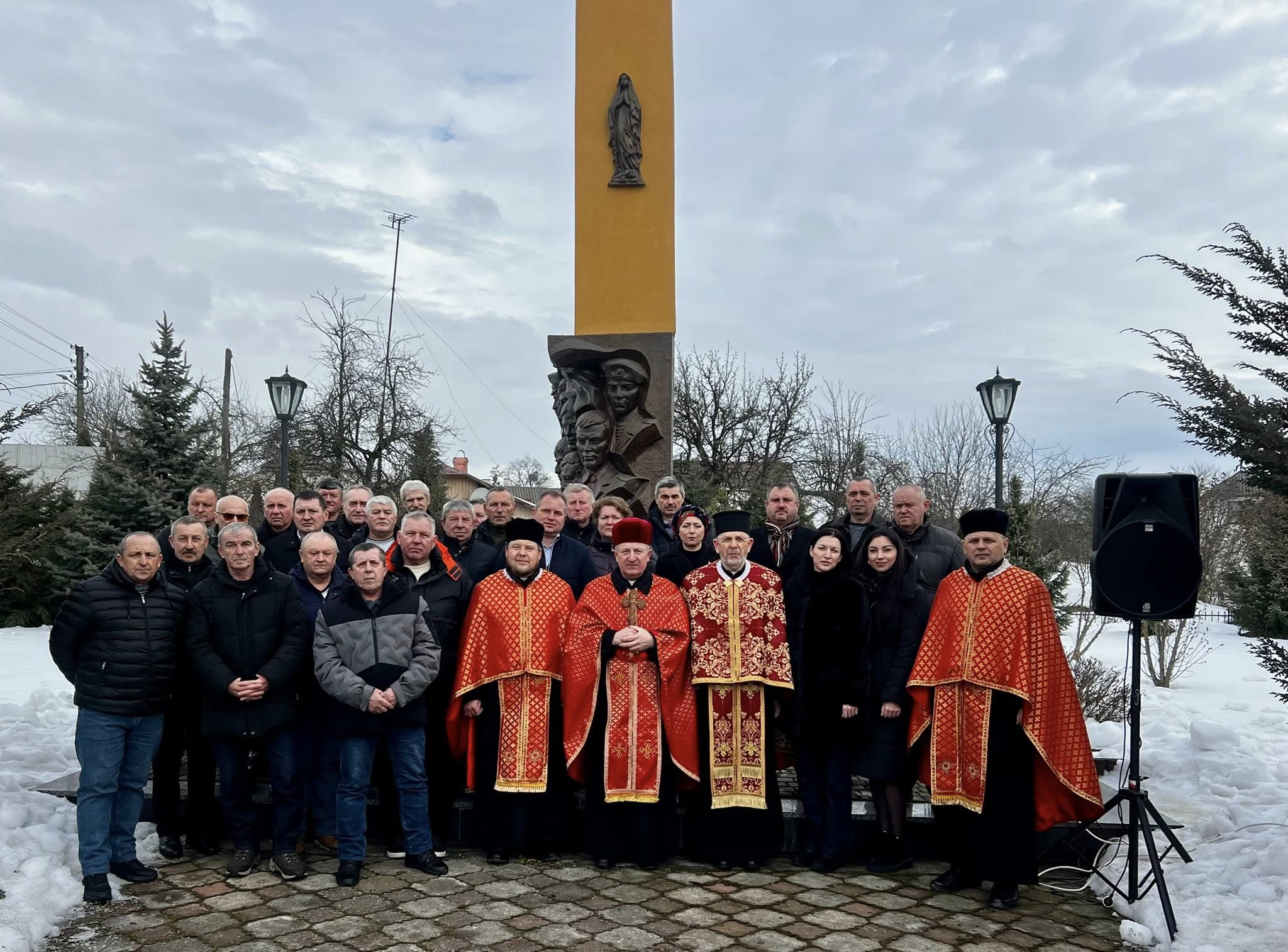 Фото без опису