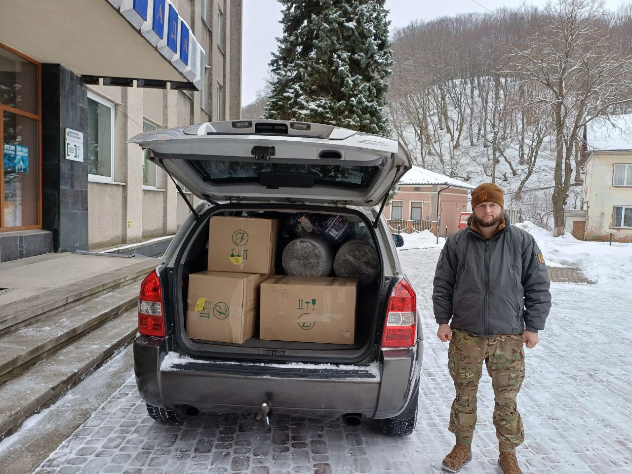 Фото без опису