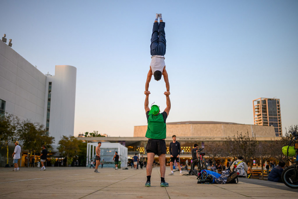 Жителі Ізраїлю: Війна війною, а Пурім, хоч і в притулку, відсвяткували весело - Новини України