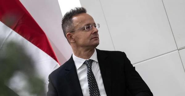 Сійярто звинуватив Україну в атаці на турецький потік - Новини України