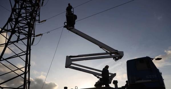 У п'ятницю графіки відключення світла почнуть застосовувати з 8-ї ранку - Новини України