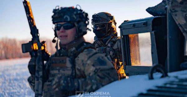 Війська РФ пішли у масштабний наступ відразу на семи напрямках - Білецький розкрив подробиці - Новини України