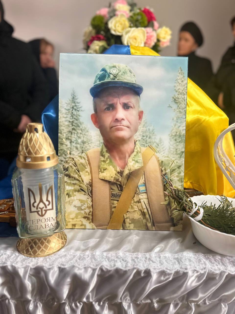 Фото без опису