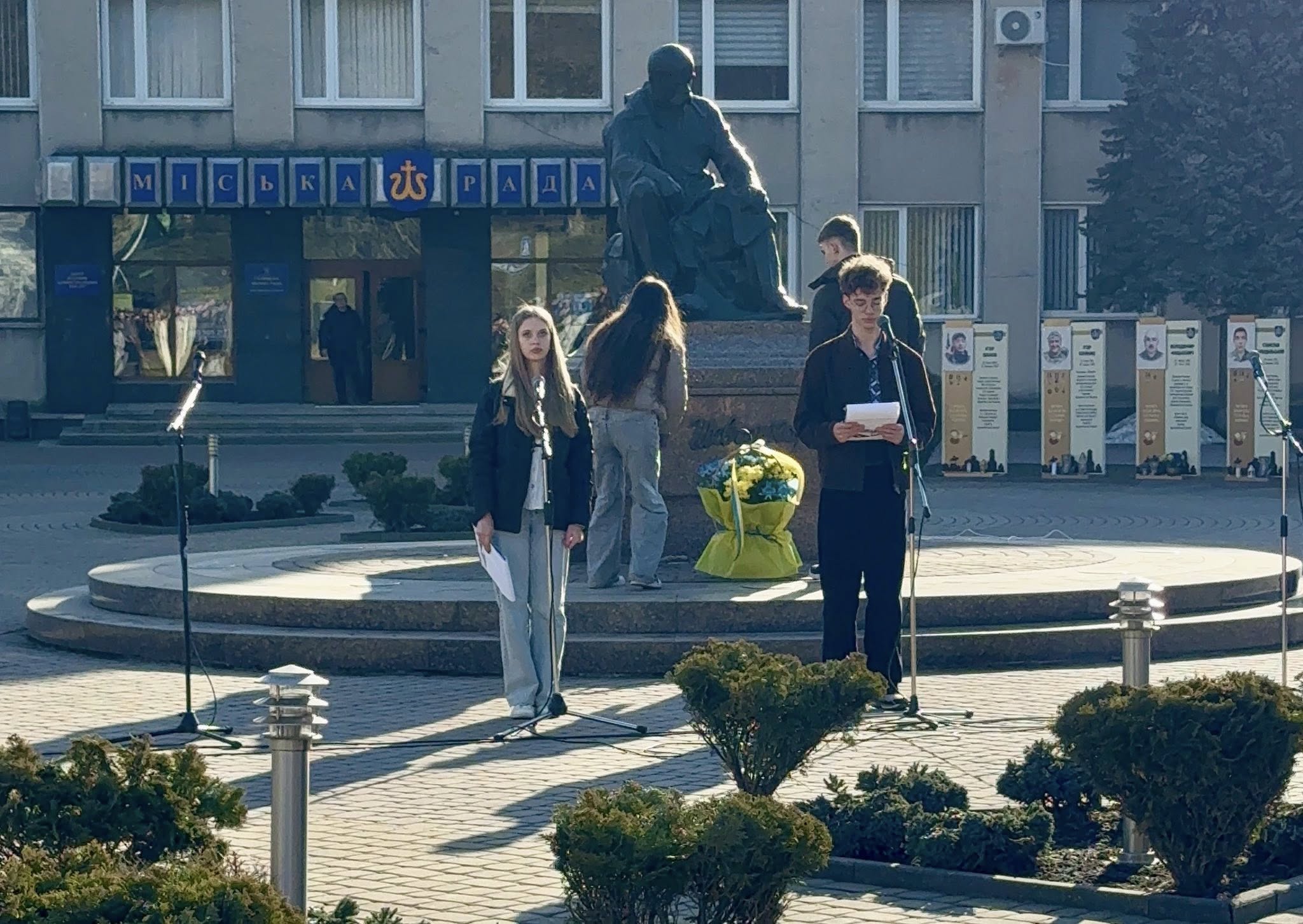 Фото без опису