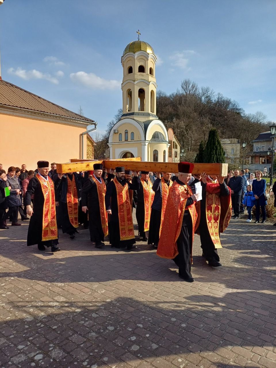 Фото без опису