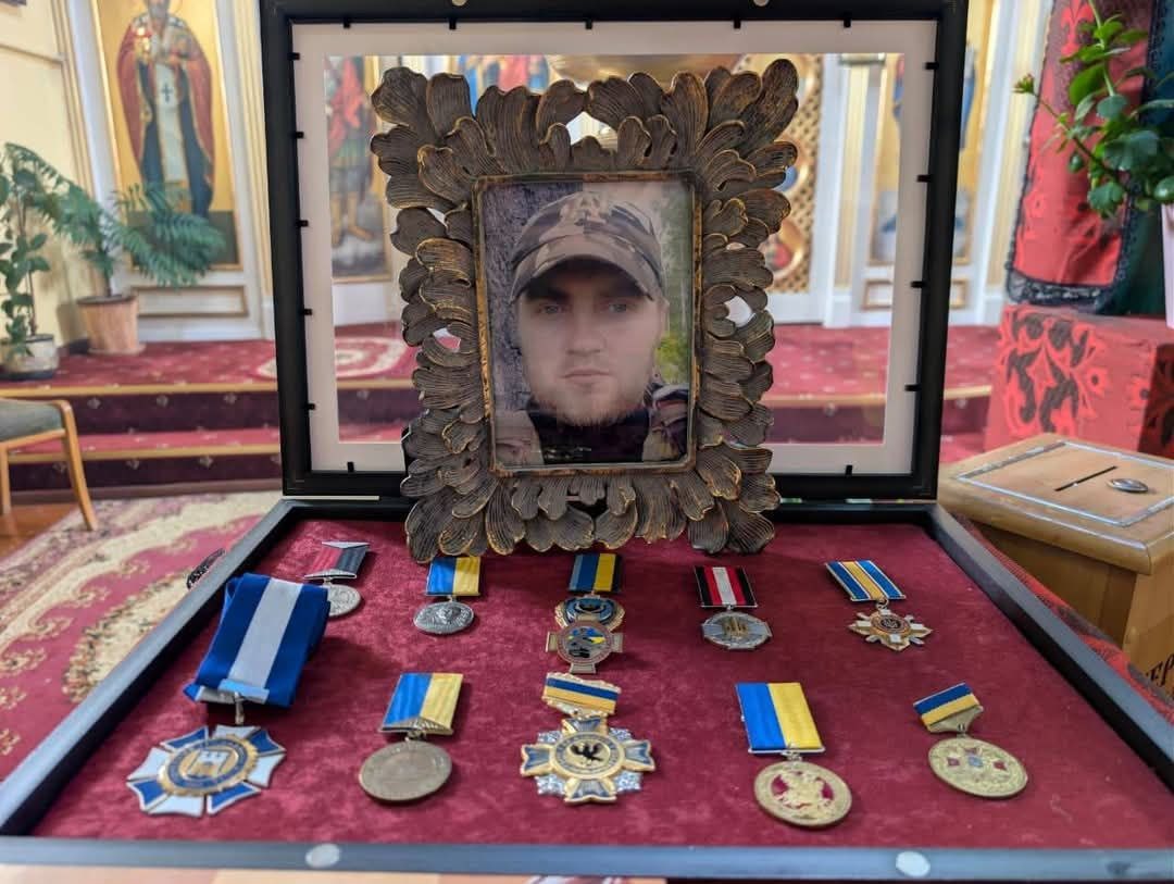 Фото без опису