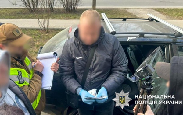 Затримано п'ятьох ділків, які за гроші "вирішували питання" з мобілізацією