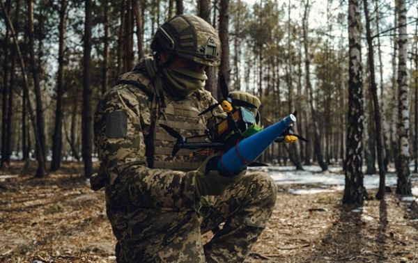 Великоднє перемир&rsquo;я: перші наслідки для фронтуСюжет