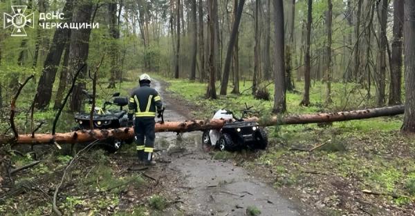 Через негоду в Україні вже загинули двоє людей - Новини України