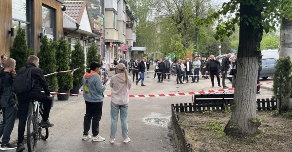 В Охтирці на Сумщині чоловік підірвав гранату: поранено п'ять людей - Новини України