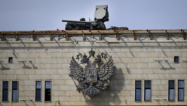 Росія боїться 9 травня: паради відмінили у половині регіонів, інтернет відключать навіть на Камчатці - Новини України