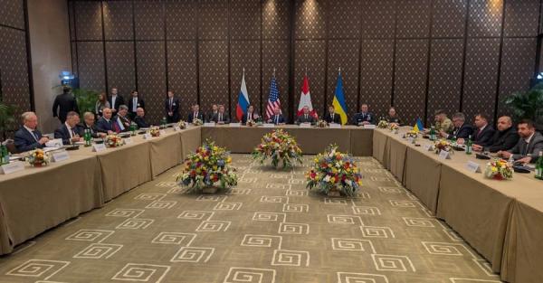 Україна вже місяць очікує відповіді США щодо альтернативи тристороннім переговорам - Новини України