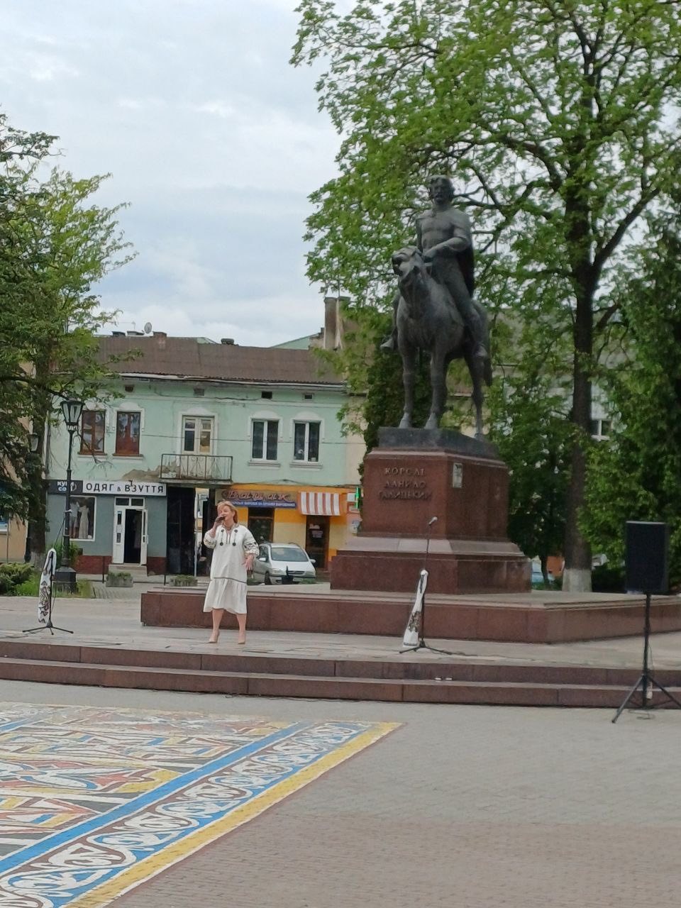 Фото без опису