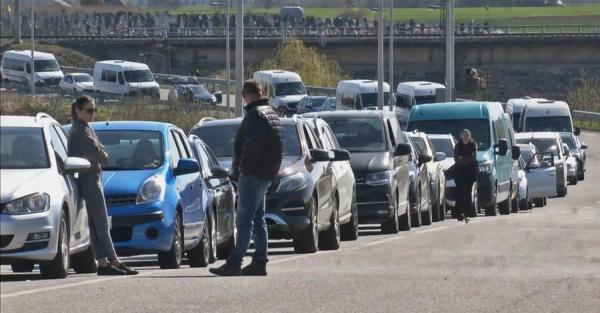 На кордоні з Польщею з'явилися великі черги - Новини України На кордоні з Польщею з'явилися великі черги - Новини України