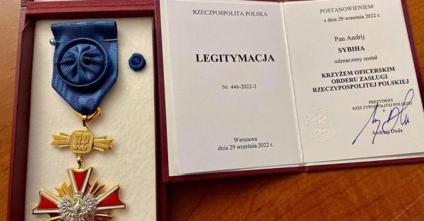 Сібіга різко відреагував на позбавлення Зеленського Ордену Білого Орла та повернув свої польські нагороди  - Новини України