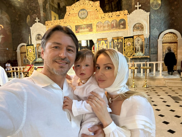 Притула хрестив молодшого сина у пошкодженій Києво-Печерській лаврі - Новини України