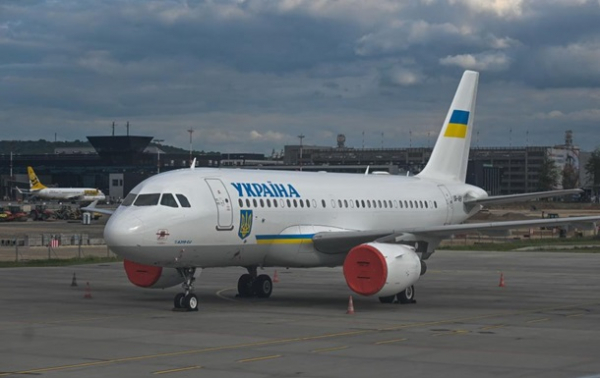 Літак Зеленського повернувся на місце базування у Польщі Літак Зеленського повернувся на місце базування у Польщі