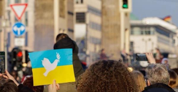 В ЄС роздумують над скасуванням тимчасового захисту для українських чоловіків призовного віку, - Euractiv - Новини України