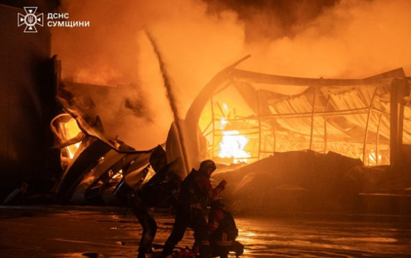 Росіяни атакували рятувальників у Сумах Росіяни атакували рятувальників у Сумах