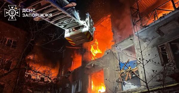 Російський дрон влучив у багатоповерхівку Запоріжжя - що відомо  - Новини України