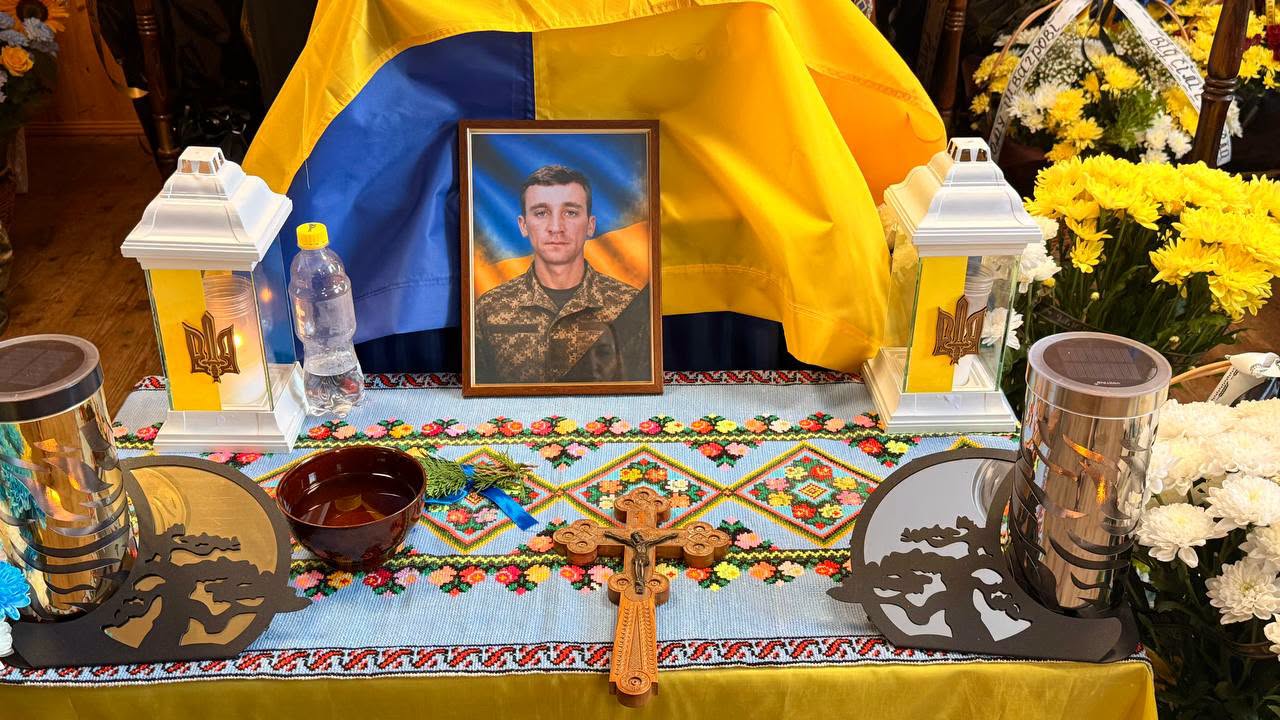 Фото без опису
