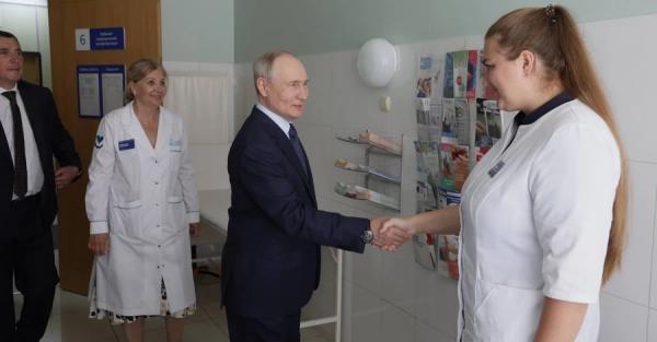 Путін вперше відвідав Курильські острови, викликавши рішучий протест Японії - Новини України