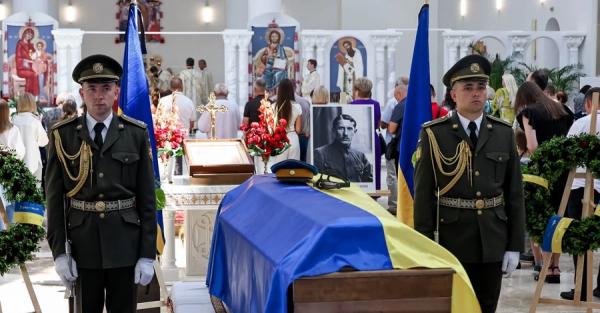 У Києві другий день парастасу за Коновальцем відвідав керівник Офісу президента Буданов - Новини України