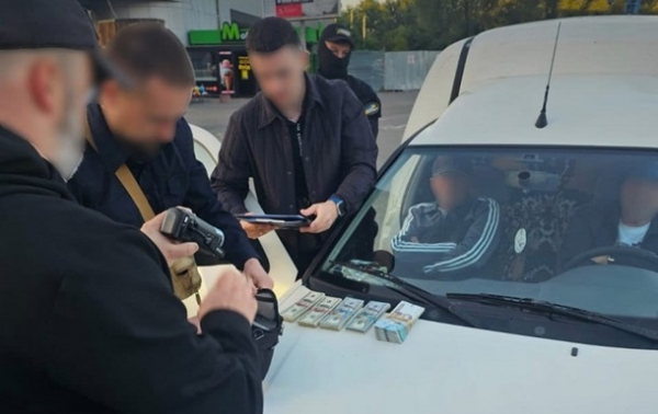На Тернопільщині податківці вимагали хабарі від бізнесу - НАБУ