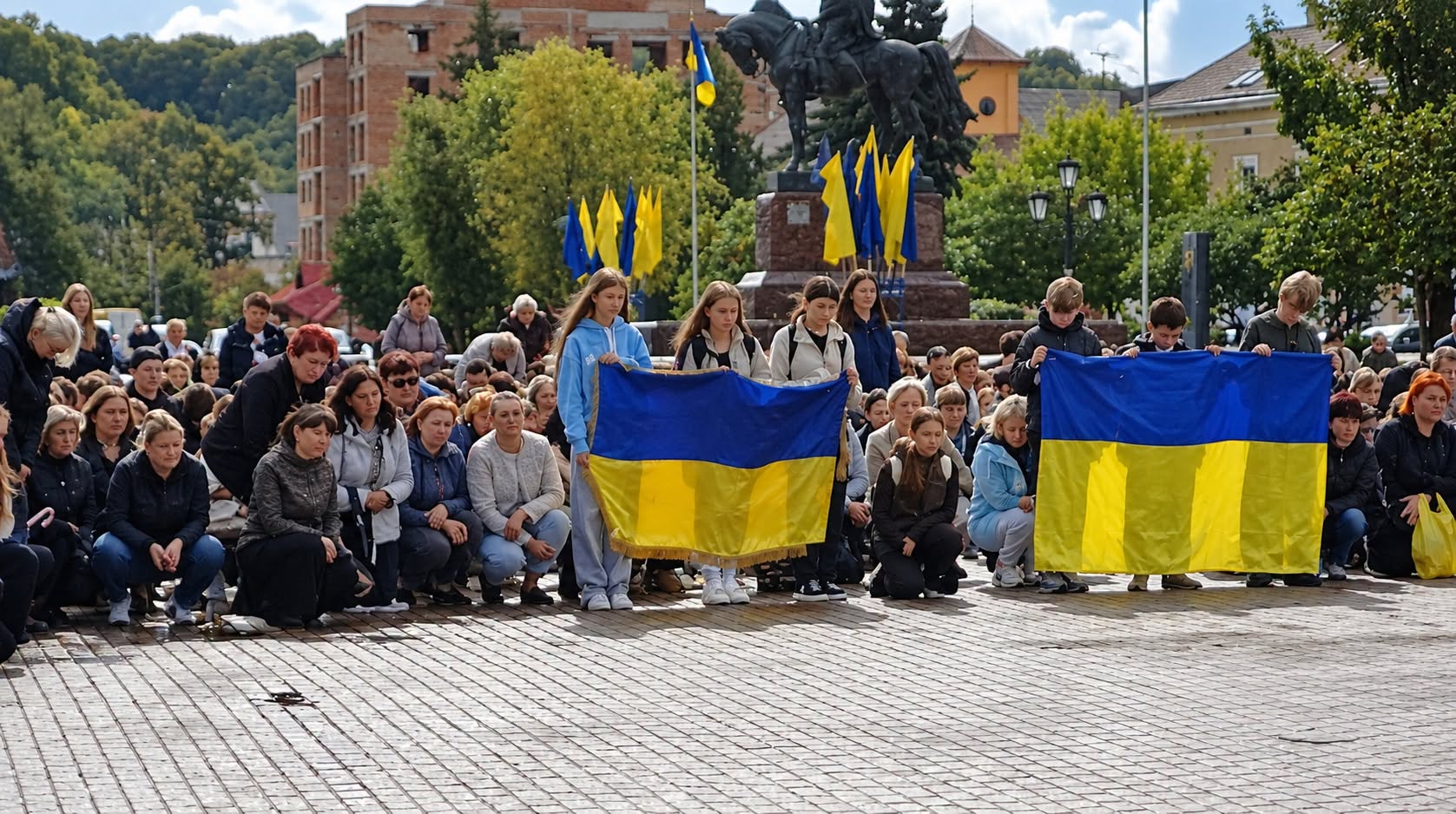Жителі громади вшановують пам’ять загиблого захисника