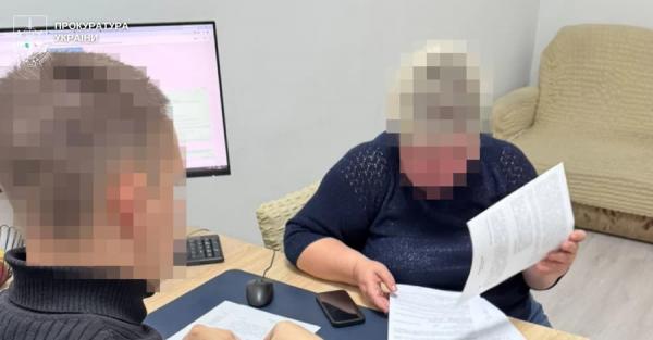 У Стрию помічниця вихователя побила 2-річну дівчинку в дитсадку - їй повідомили про підозру - Новини України