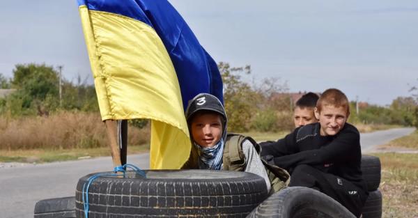 Сучасні ігри дітей війни: замість квача та халабуд &mdash; "ТЦК", "блокпости" й "ухилянти" - Новини України