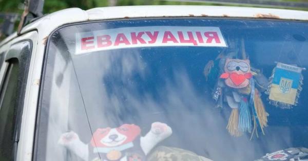 На Донеччині в зоні примусової евакуації залишаються понад 1700 дітей  - Новини України