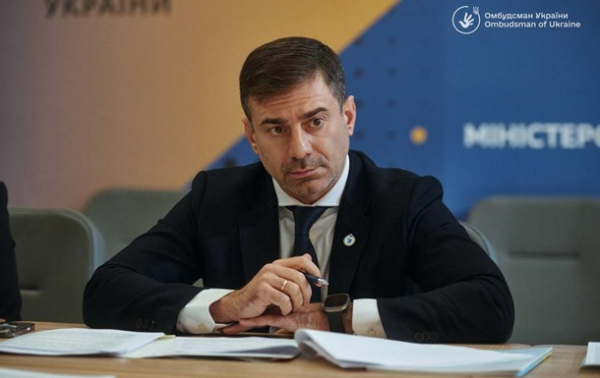 У Казахстані за запитом РФ затримали українку, яка приїхала по онука